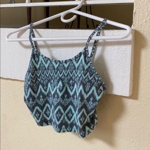 Crop top